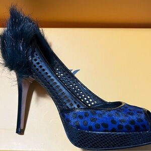 Zack Lo Chic Black and Blue Women's Heels